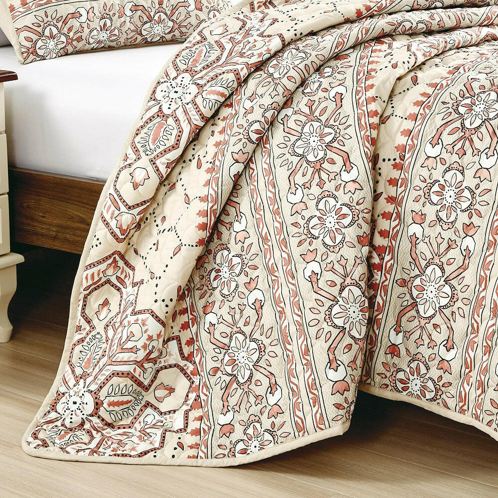 Mandala pattern 3 piece Bedspread Set.