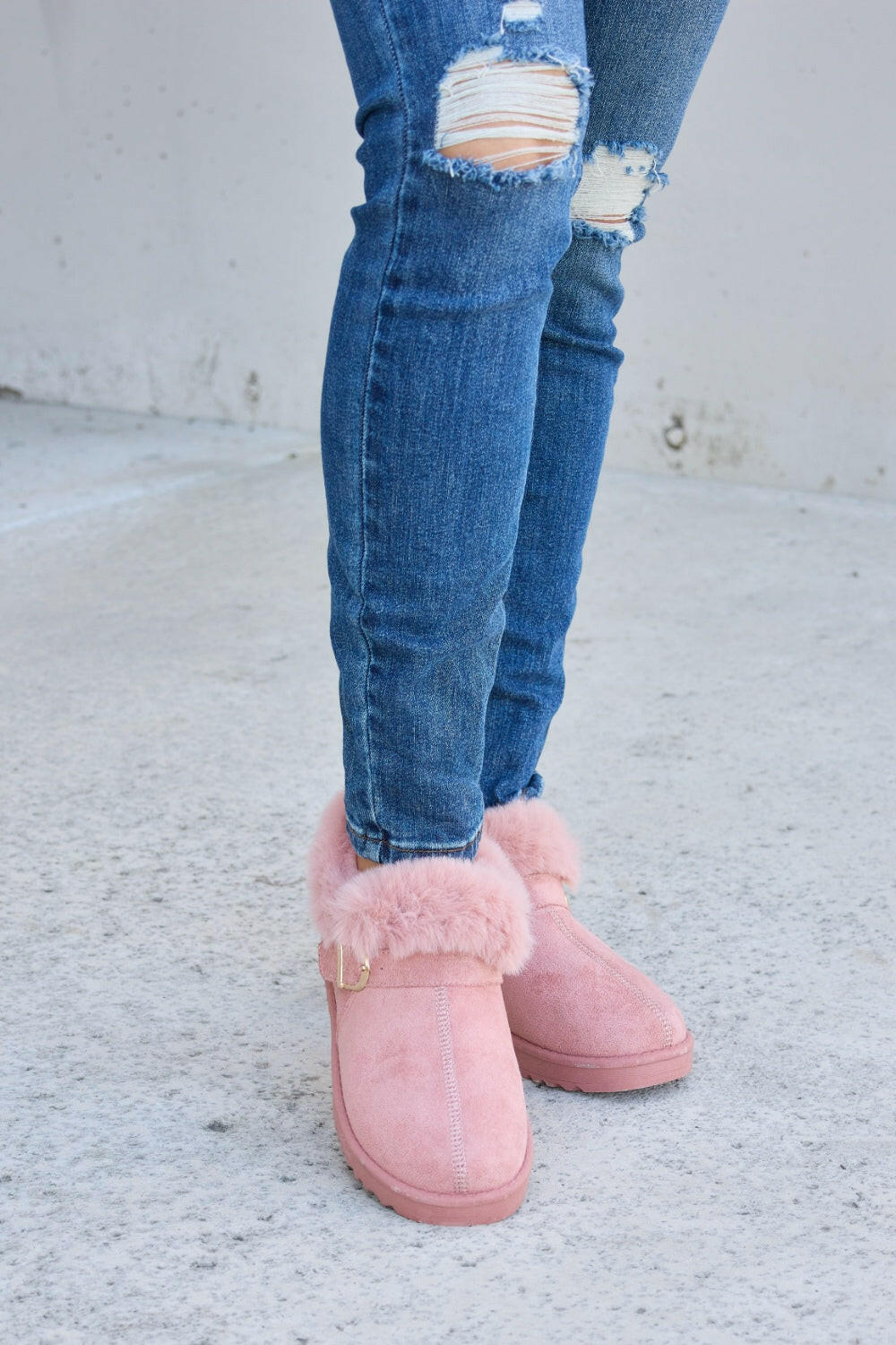 Forever Link Furry Chunky Thermal Ankle Boots.