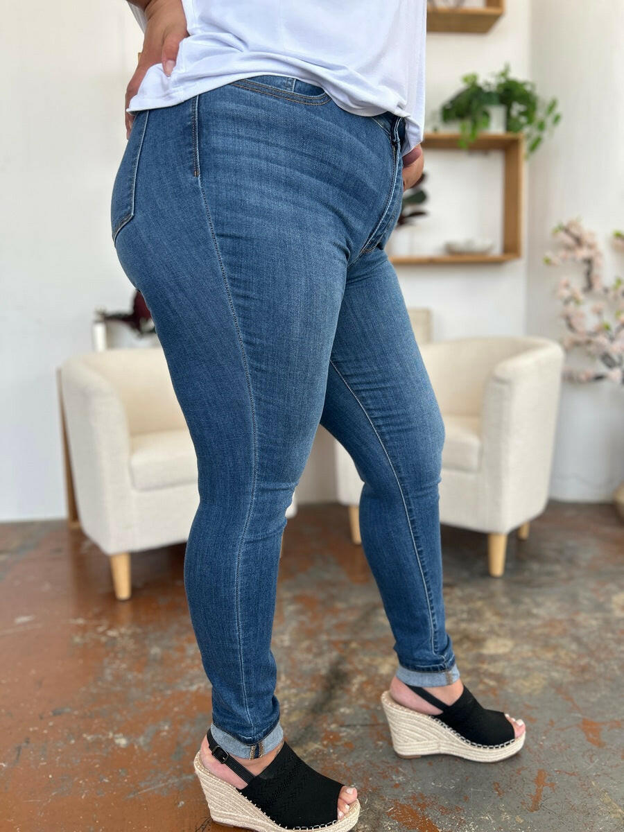 Judy Blue Full Size Cuffed Hem Skinny Jeans.