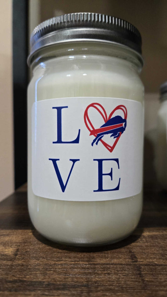 Buffalo Love Candle - 12 oz Fresh Linen Scent