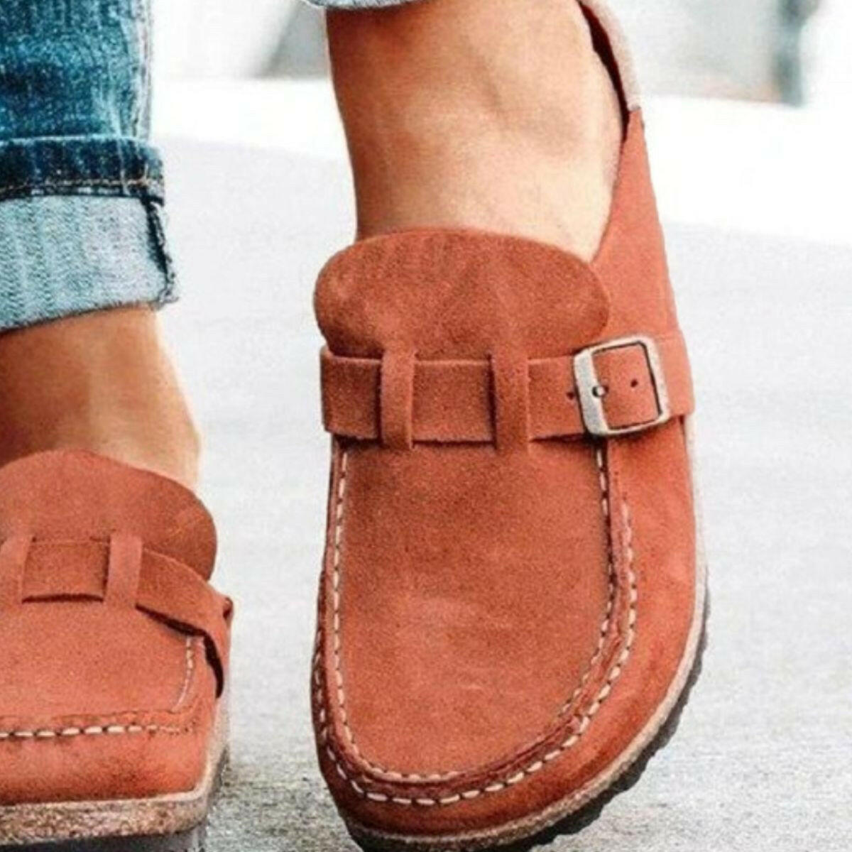 Round Toe Low Heel Buckle Loafers.