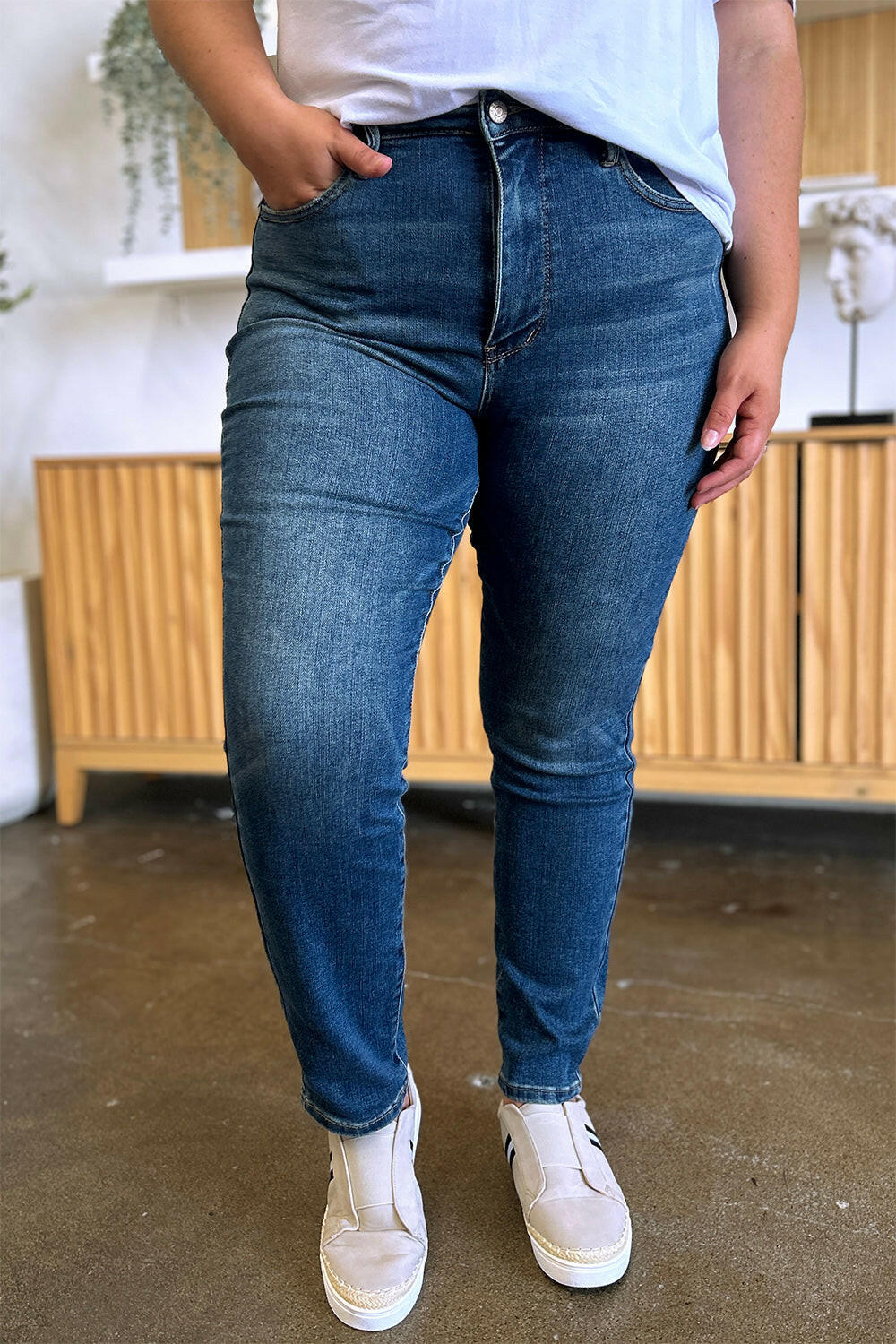 Judy Blue Full Size Tummy Control High Waist Slim Jeans.