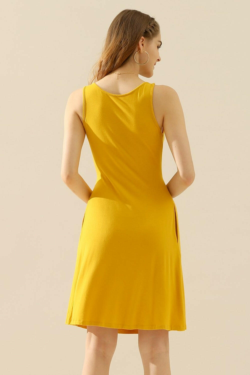 Round Neck Rouched Sleeveless Dress with Pockets.