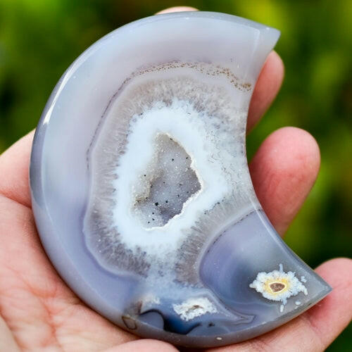 Mystical Allure Agate Crescent Moons: A Captivating Blend of Natural Beauty and Celestial Charm - Perfect for Enhancing Any Space