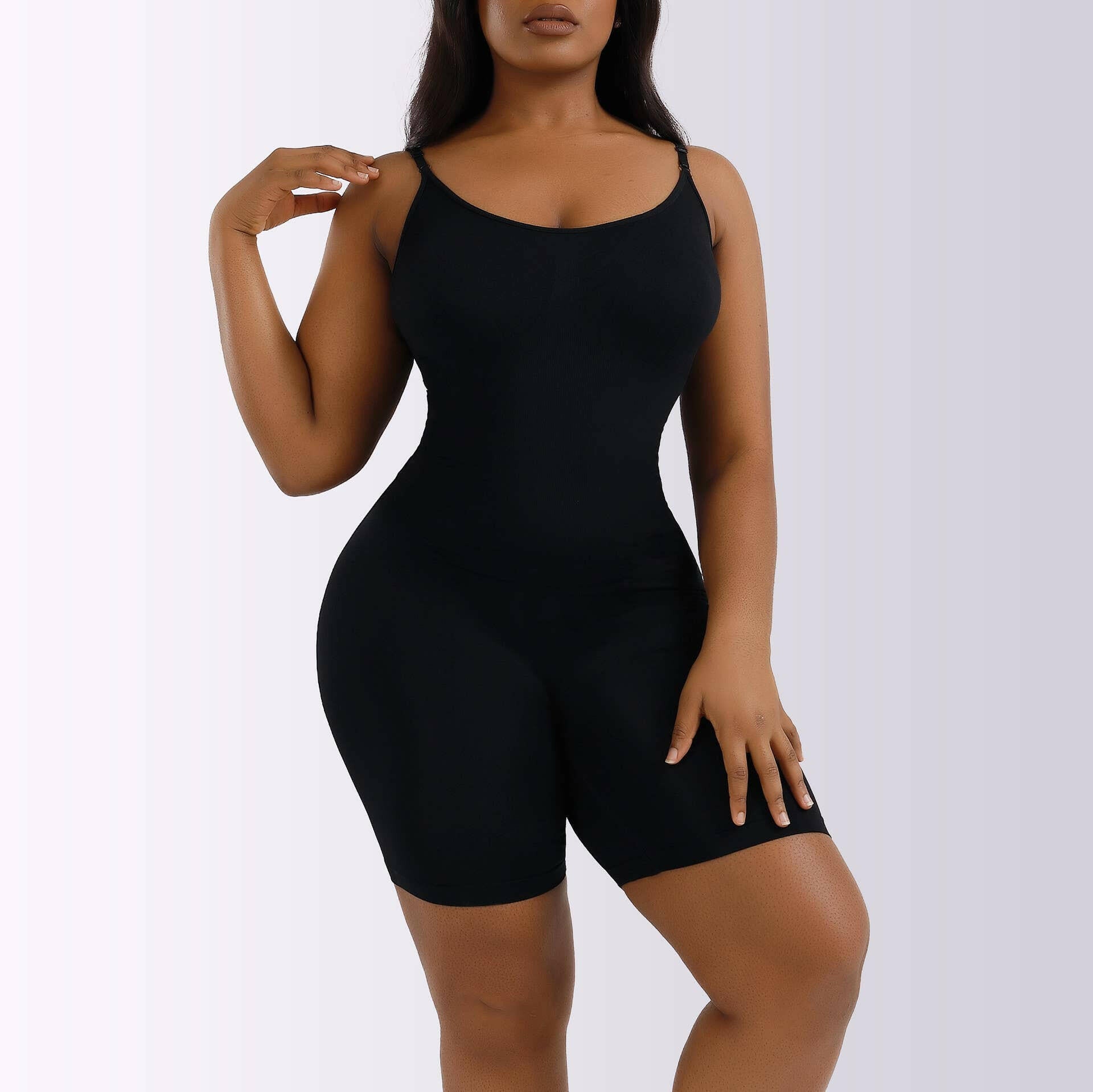 Sleek Confidence Shapewear Playsuit Seamless Bodysuit: Effortless Elegance and All-Day Comfort - Perfect for a Flawless Silhouette.