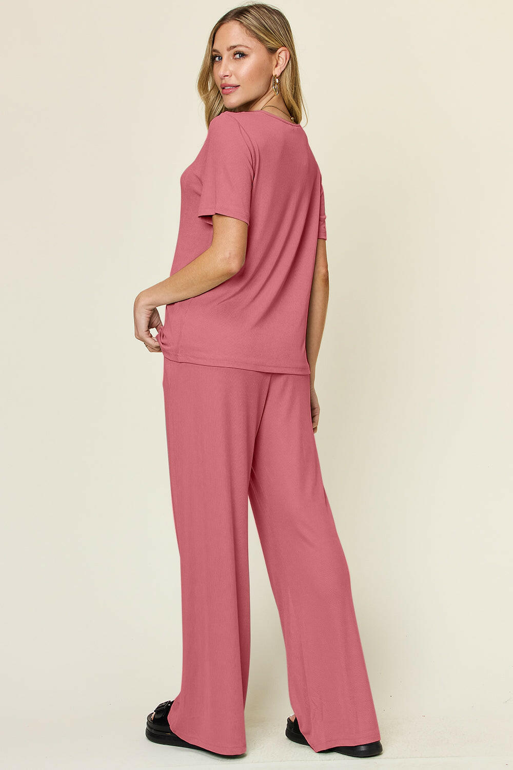 Round Neck Short Sleeve T-Shirt and Wide Leg Pants Set.