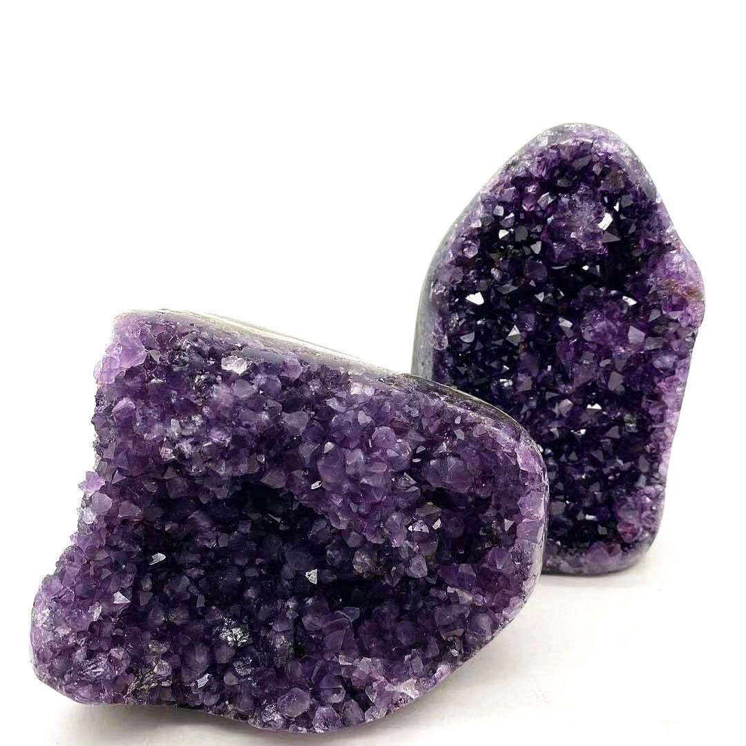 Natural Amethyst Crystal Clusters Geode.