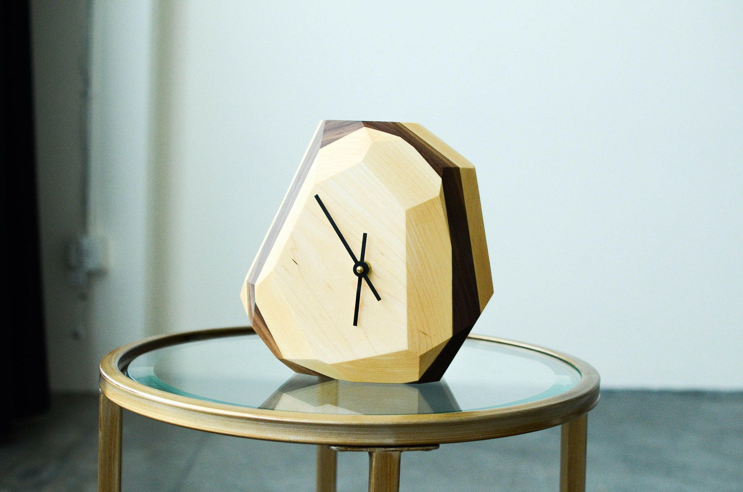 Modern Aesthetic Geometric Wall & Table Clock: A Stylish Fusion of Functionality and Artistic Design - Perfect for Enhancing Any Space.